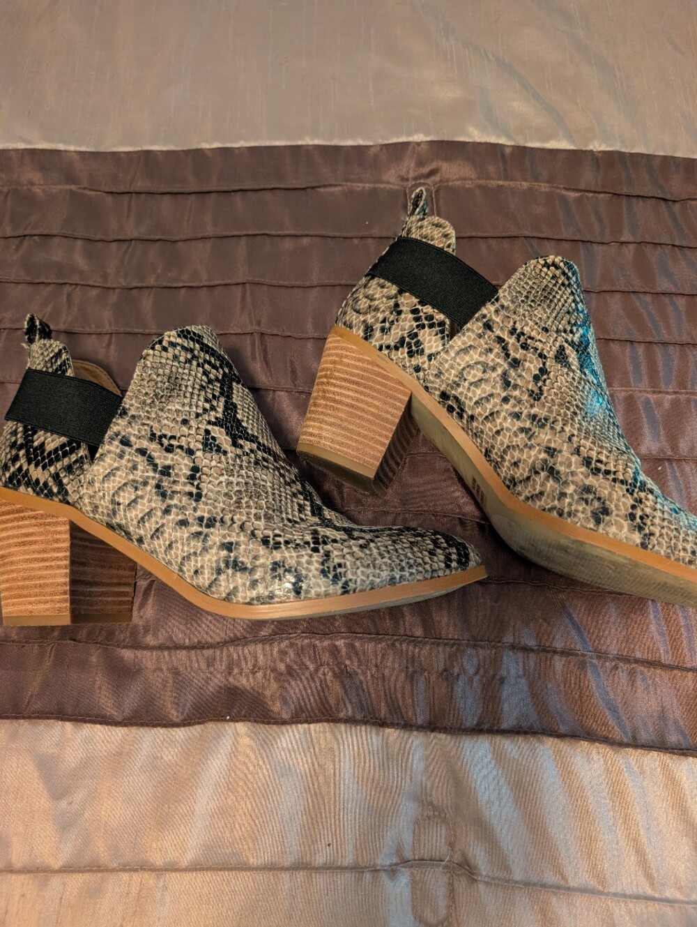Dolce Vita Snake-Print Block Heel Booties In Fig Black Beige Brown Size 9